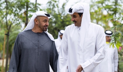 HH the Amir Meets UAE President to Discuss Regional Tensions and Peace Efforts